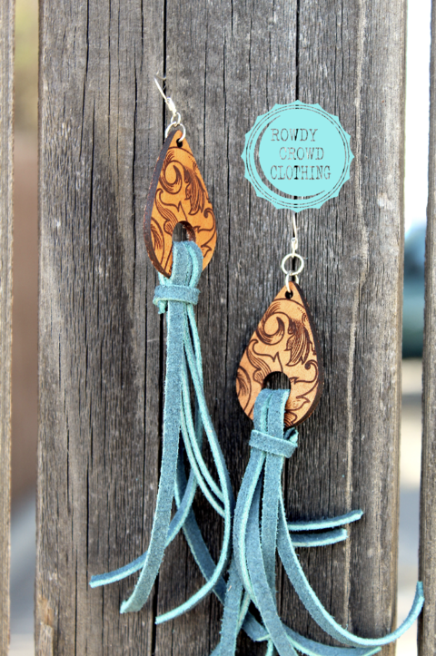 Twitty Teardrop Earrings - Green