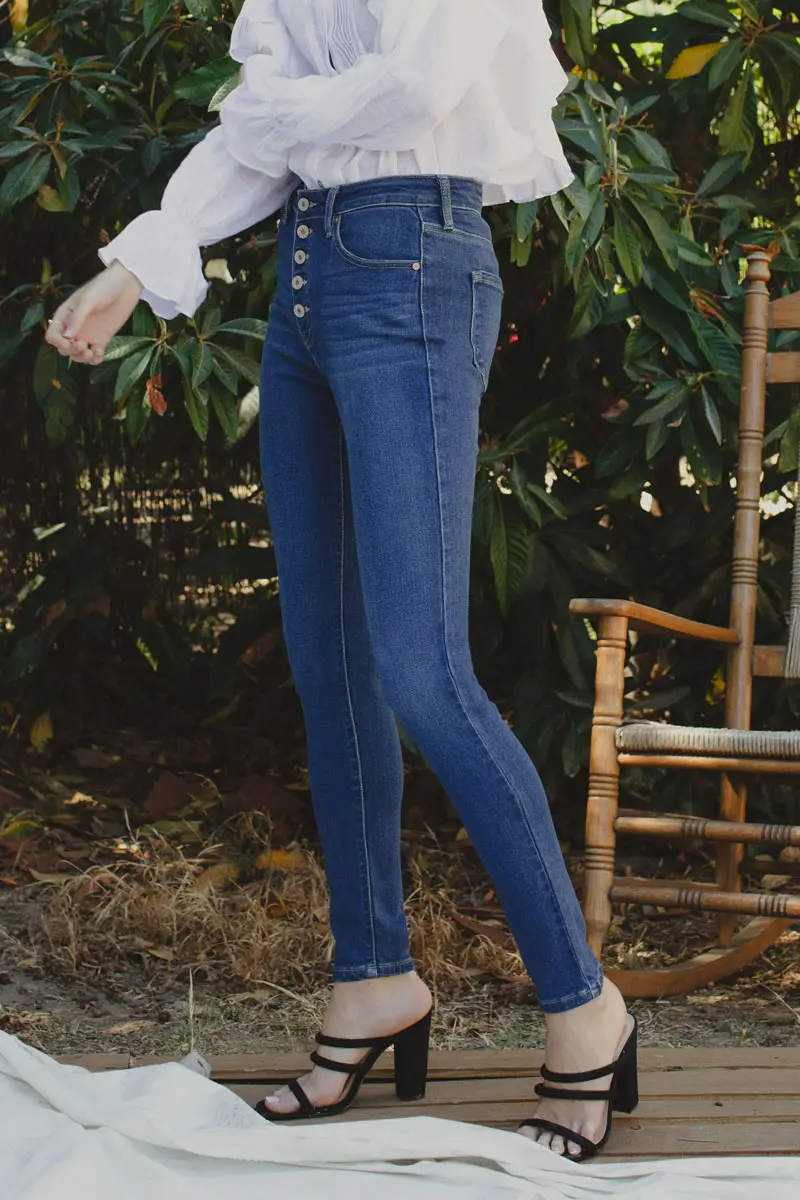 Kan Can High Rise Super Skinny Button Down Jean